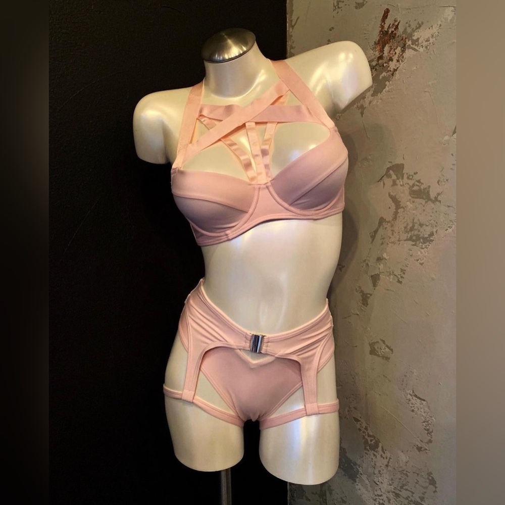 Lunalae Pole Set - Blush Pink